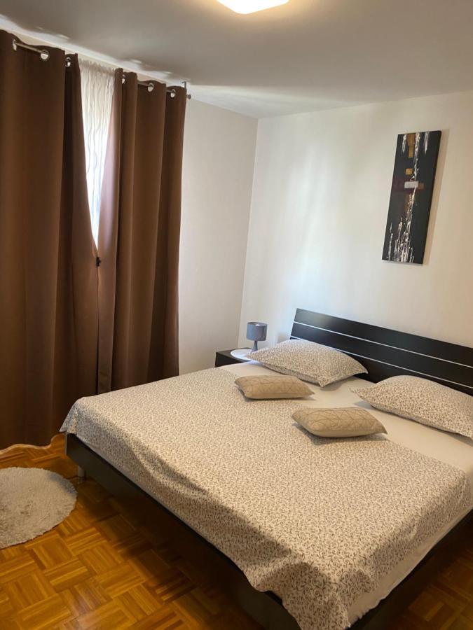 Apartment Miana Traù Esterno foto